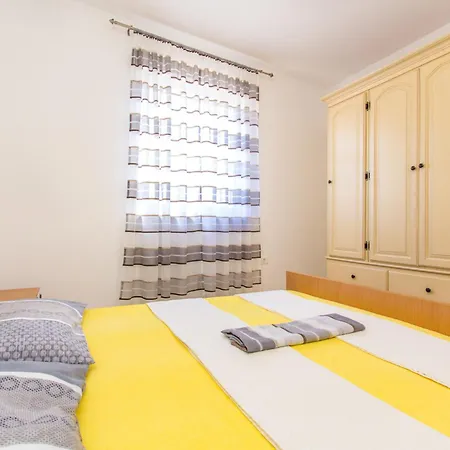 Boro - A5 Second Floor - Mpolo * Medulin